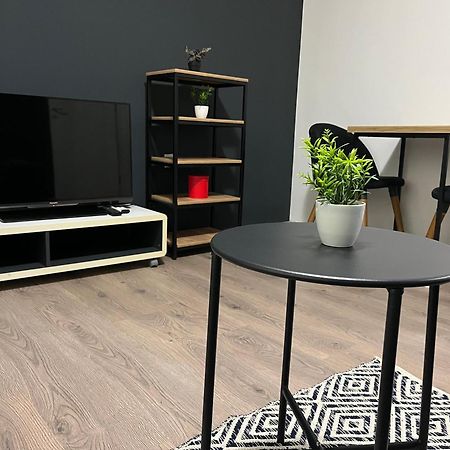 M - Square Private Rooms Skopje Pokój zdjęcie