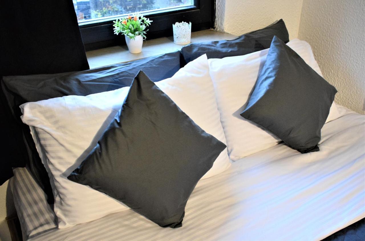 M - Square Private Rooms Skopje Zewnętrze zdjęcie